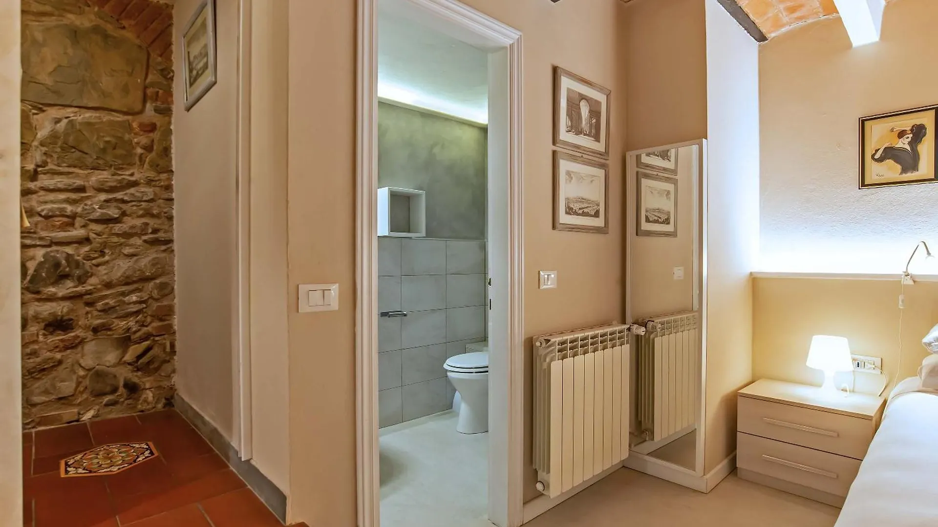 Apt In San Niccolo A Pochi Passi Da Ponte Vecchio Florence Italy